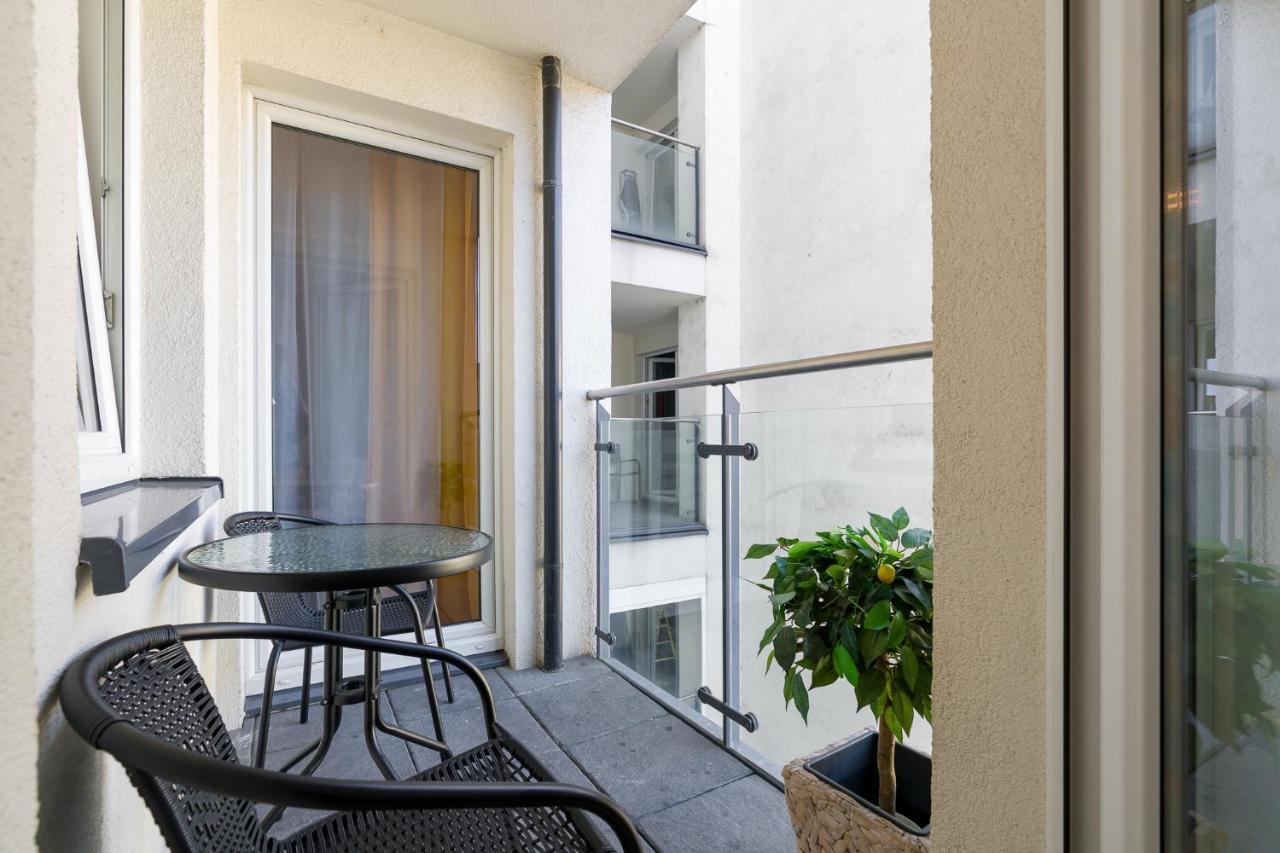 Sleepway Apartments - Garbary 95-75D Poznań Eksteriør billede